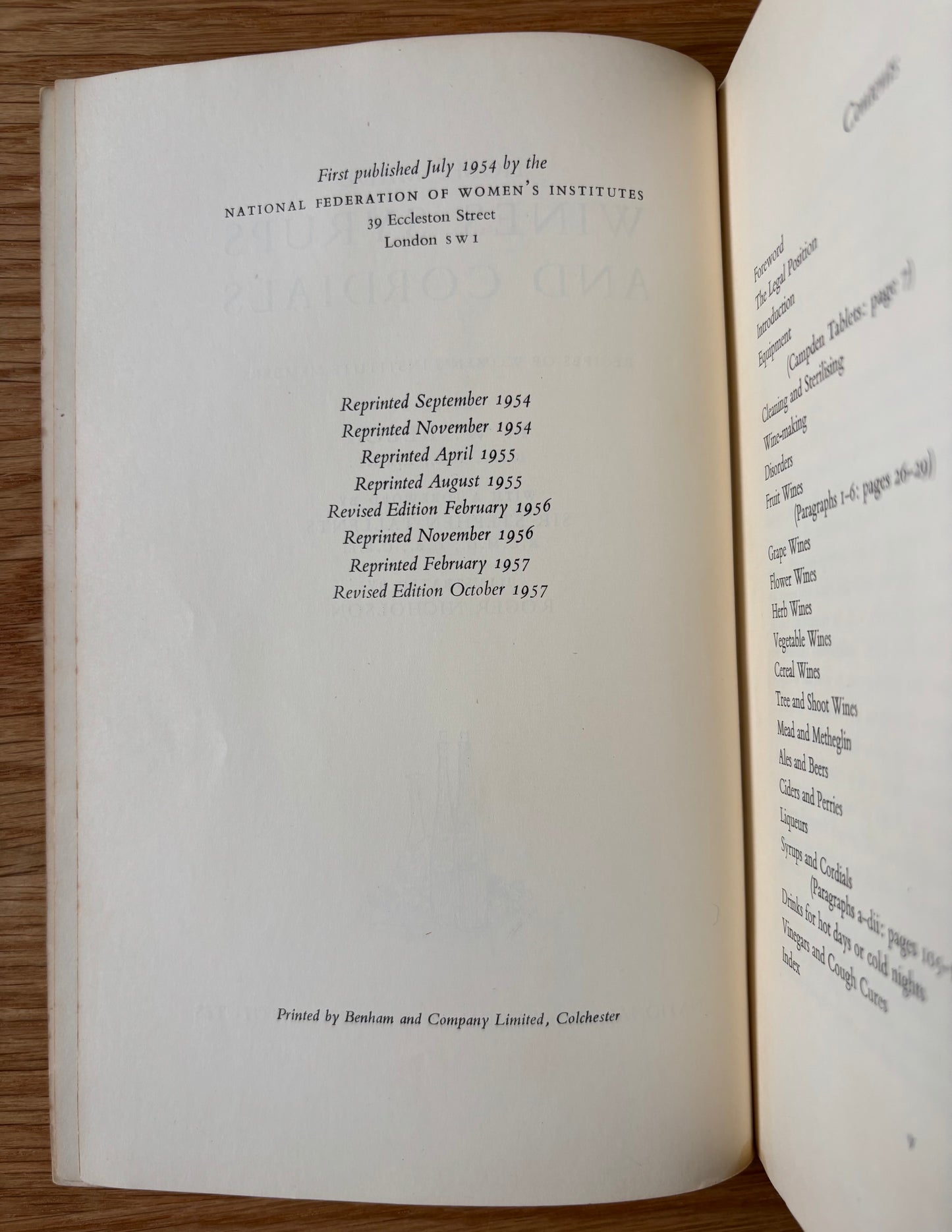Roger Nicholson WINES SPIRITS & CORDIALS 1957 Revised Ed WOMEN'S INSTITUTE WI Recipes Beech