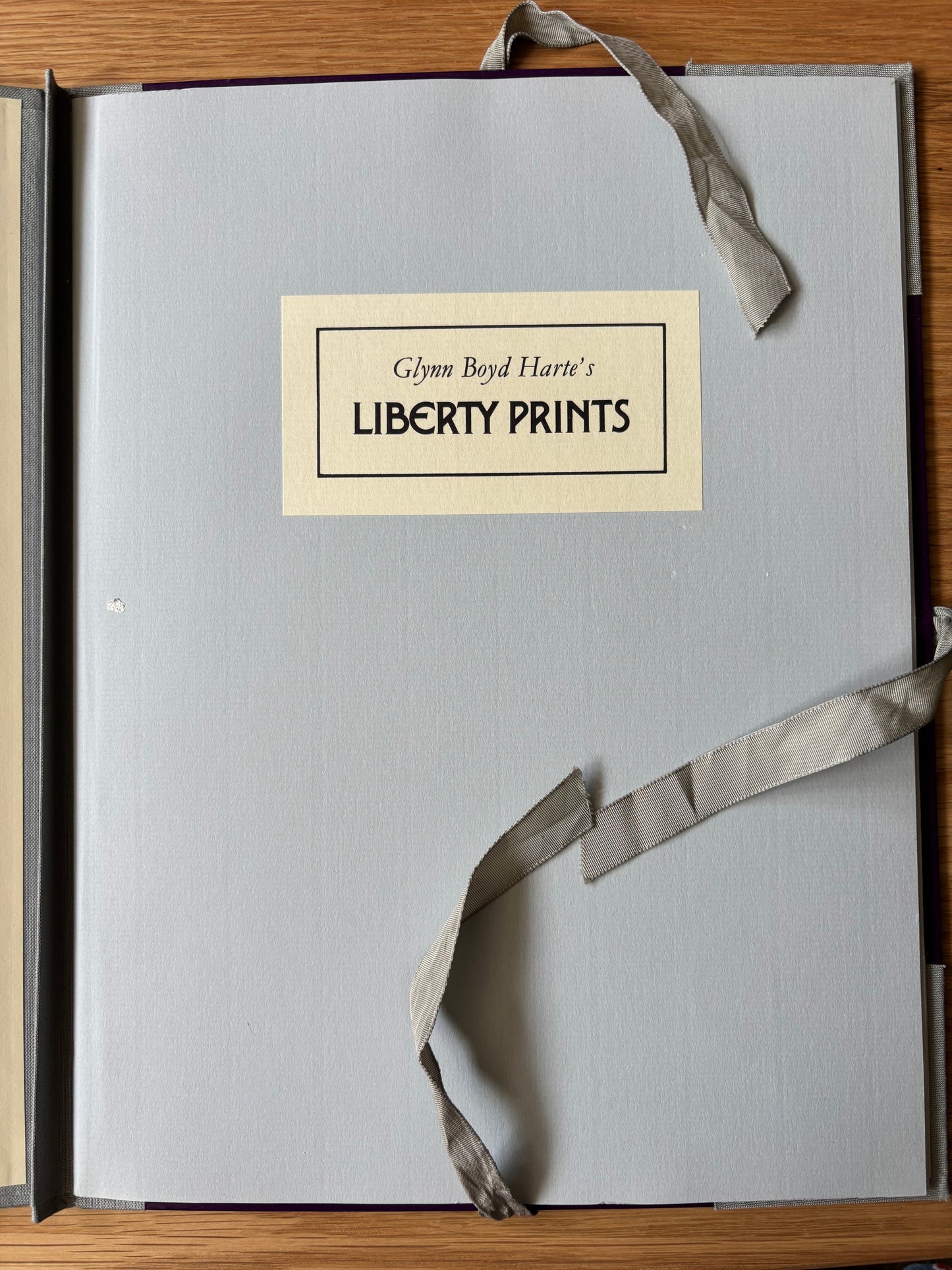 Glynn Boyd Harte 3 x LIBERTY PRINTS Merivale Editions 1983 Of London No 89/550 Folder