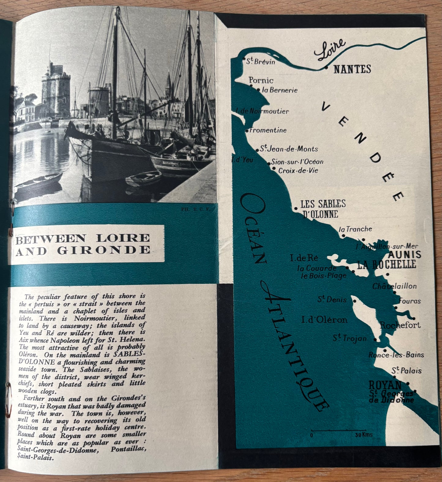 Vintage FRANCE SEASIDE RESORTS Tourist Booklet French Travel Office J Dizambourg
