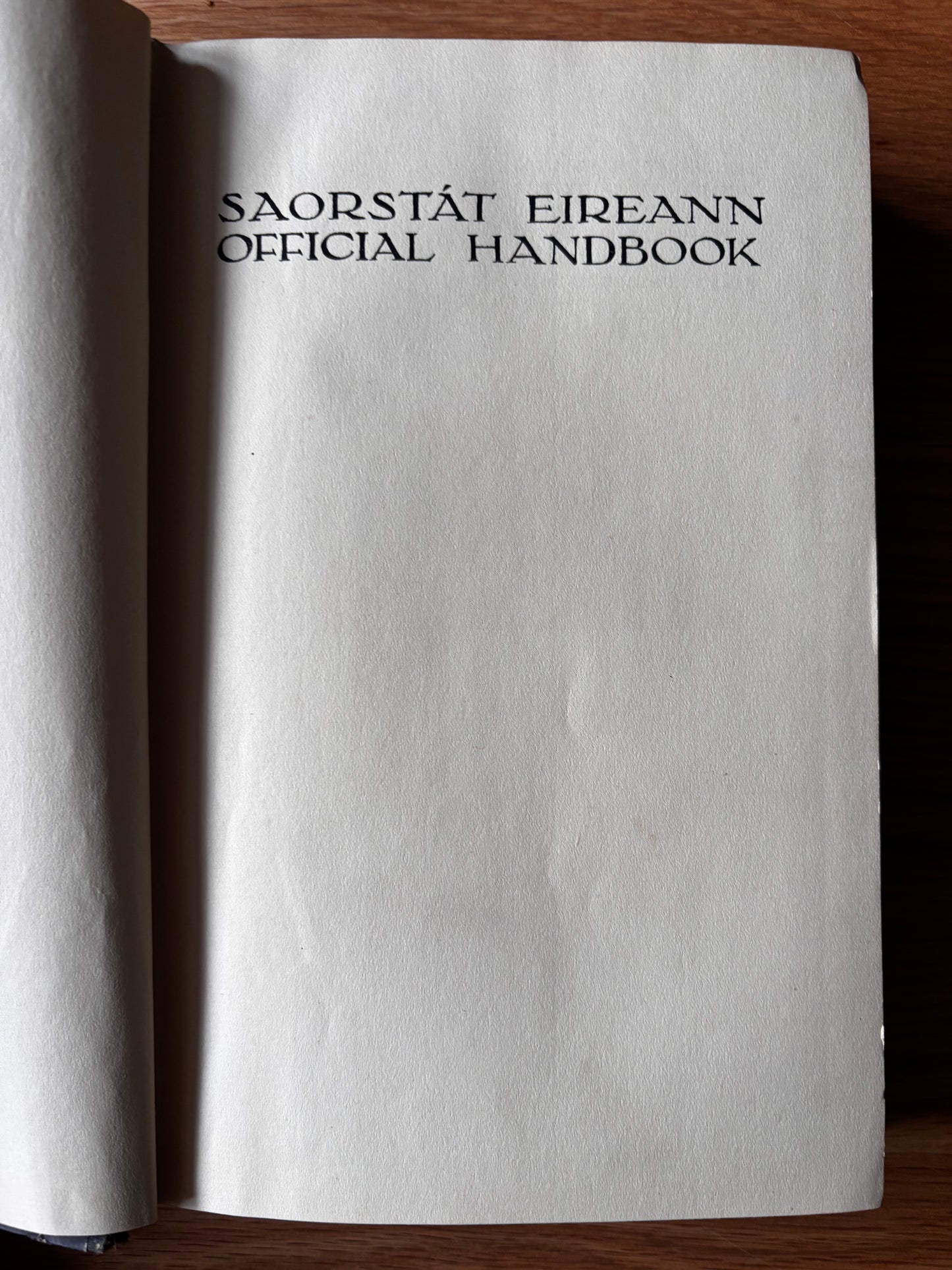 Art O’Murnaghan Celtic Art SAORSTAT EIREANN 1932 Irish Free State HANDBOOK