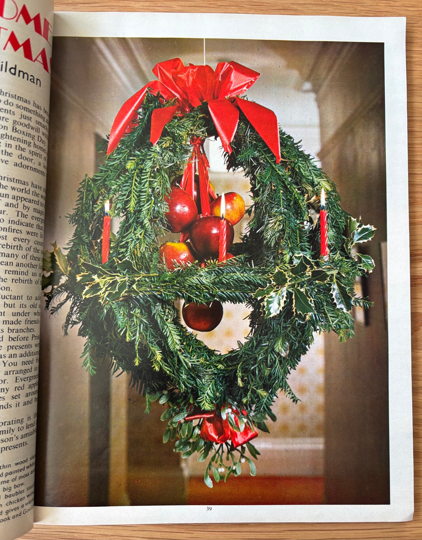 HOMES AND GARDENS Magazine December 1969 Illustrated ADVERTS Christmas