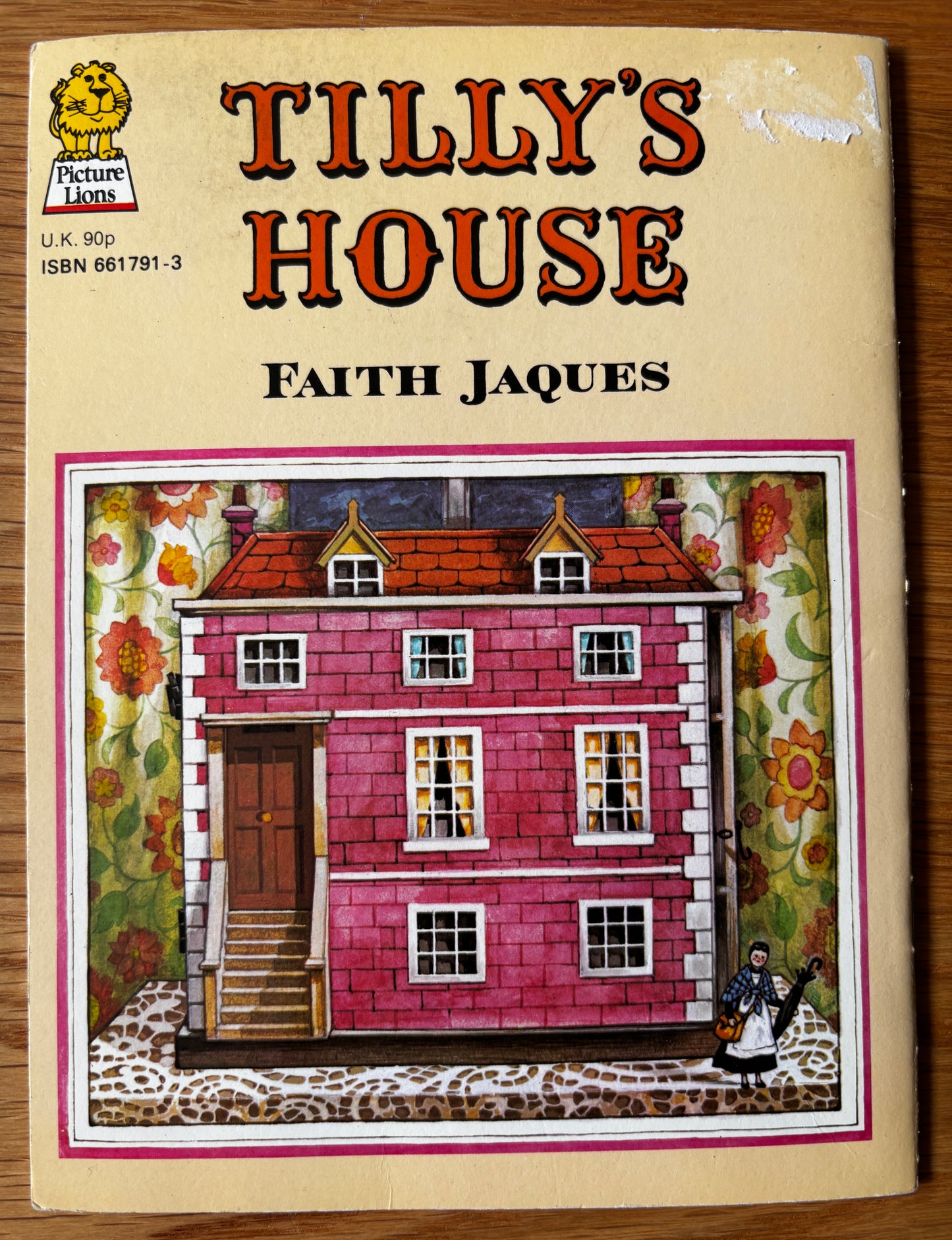 1980’s Faith Jaques TILLY’S HOUSE 1981 Picture Lion Book Illustrated