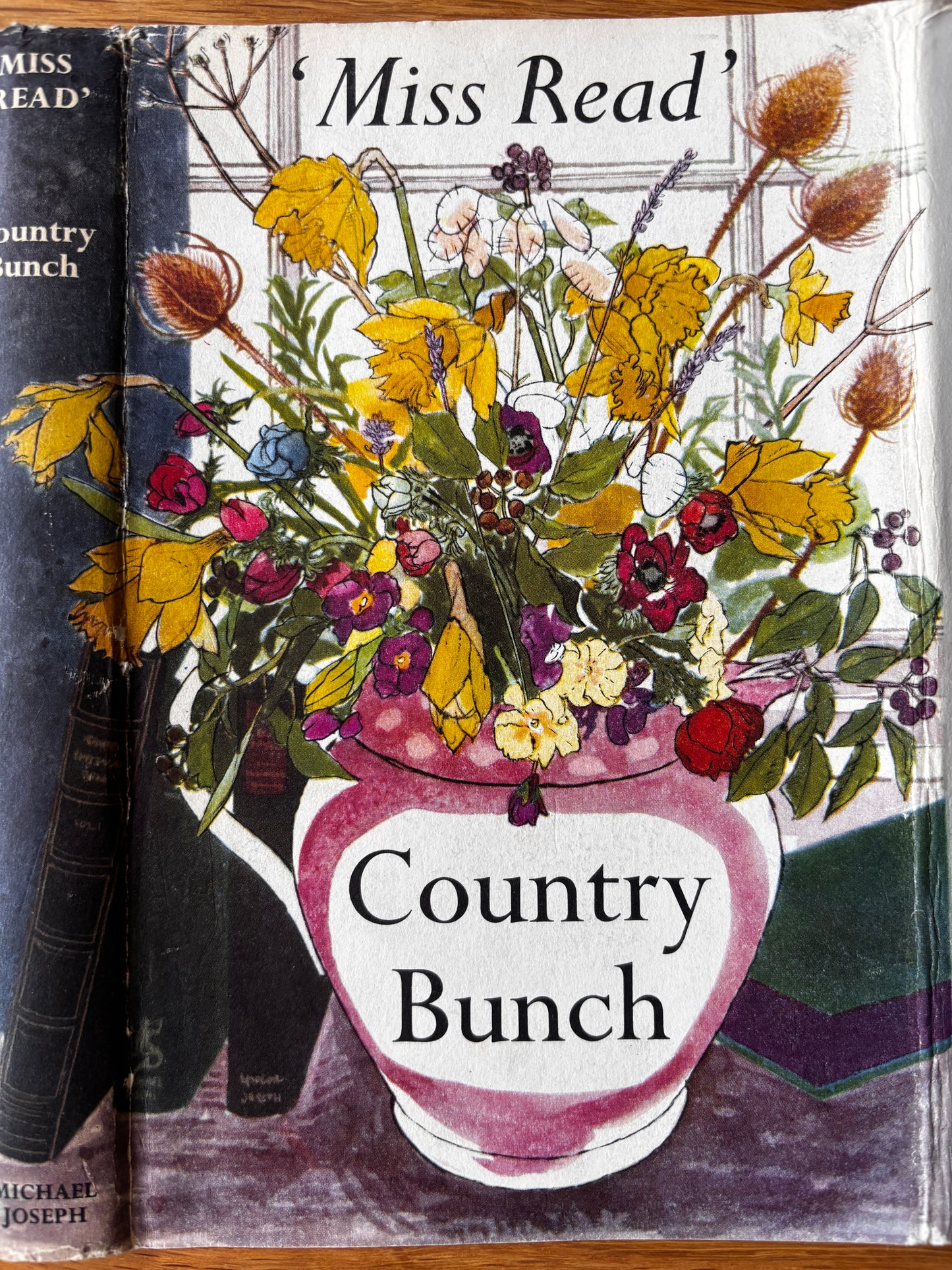 Miss Read COUNTRY BUNCH 1964 2nd Imp DJ Andrew Dodds SEASONS PEOPLE LIFE