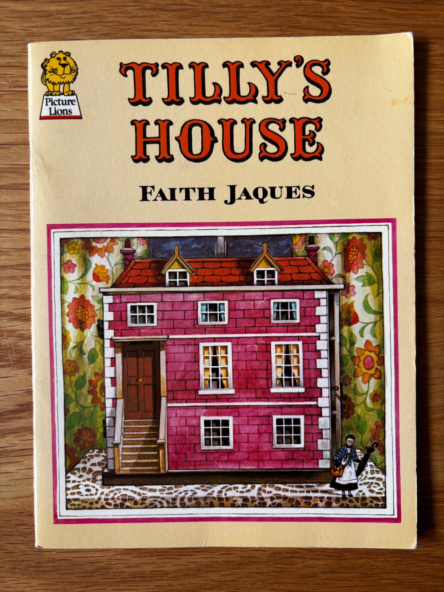 1980’s Faith Jaques TILLY’S HOUSE 1981 Picture Lion Book Illustrated