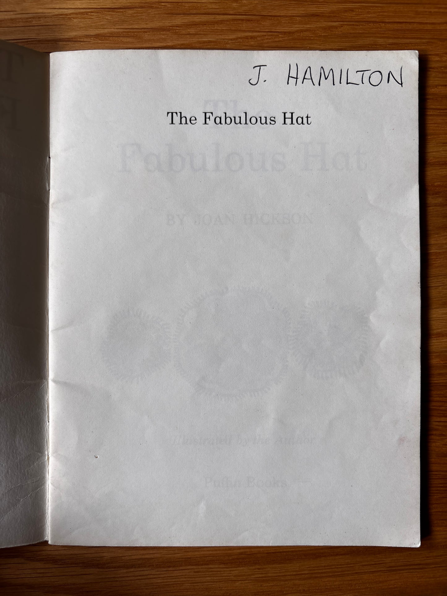 1970’s Joan Hickson THE FABULOUS HAT 1978 Puffin Easy Reader Book
