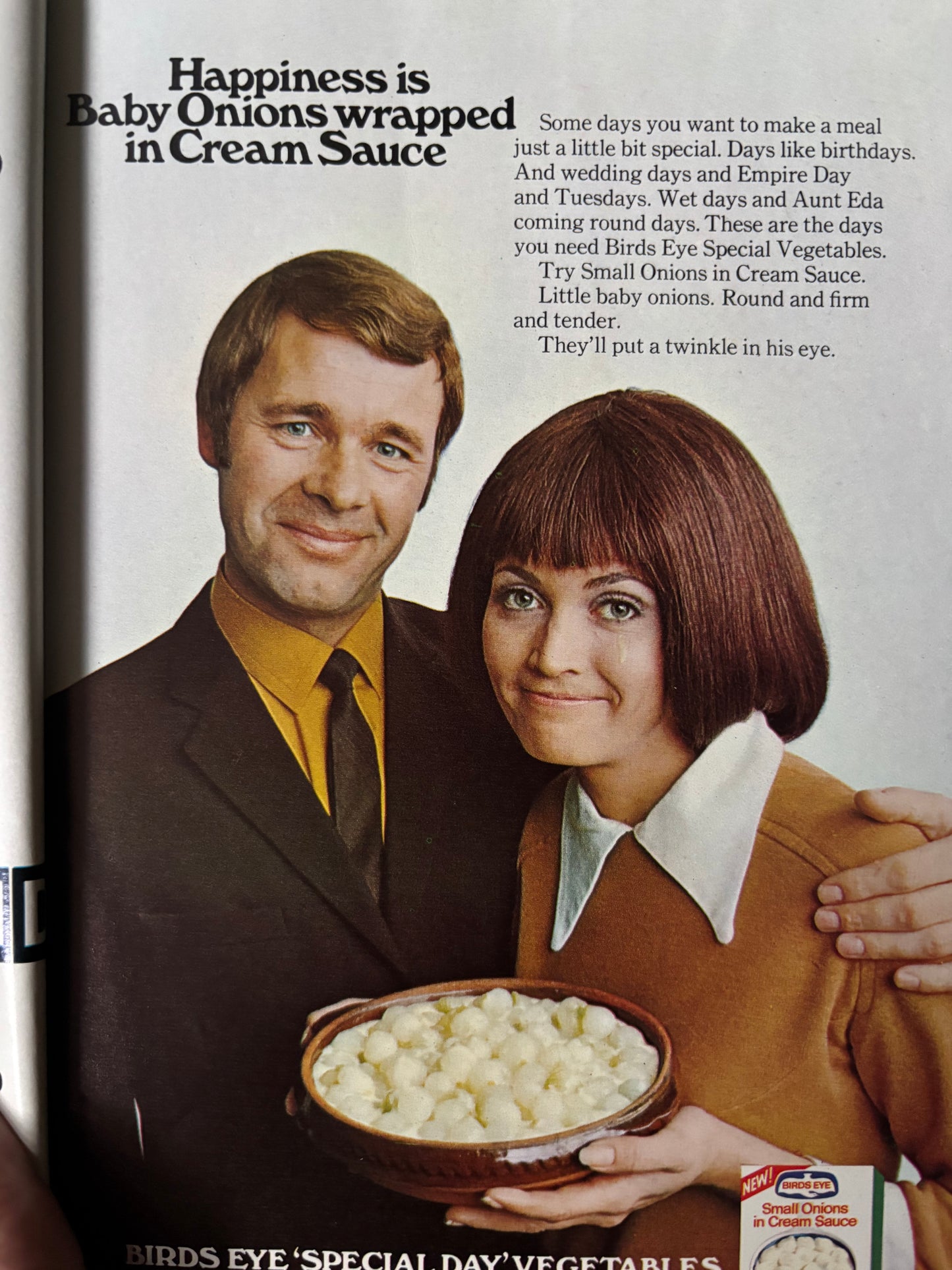HOMES AND GARDENS Magazine November 1969 Illustrated ADVERTS Michael Johnson RECIPES