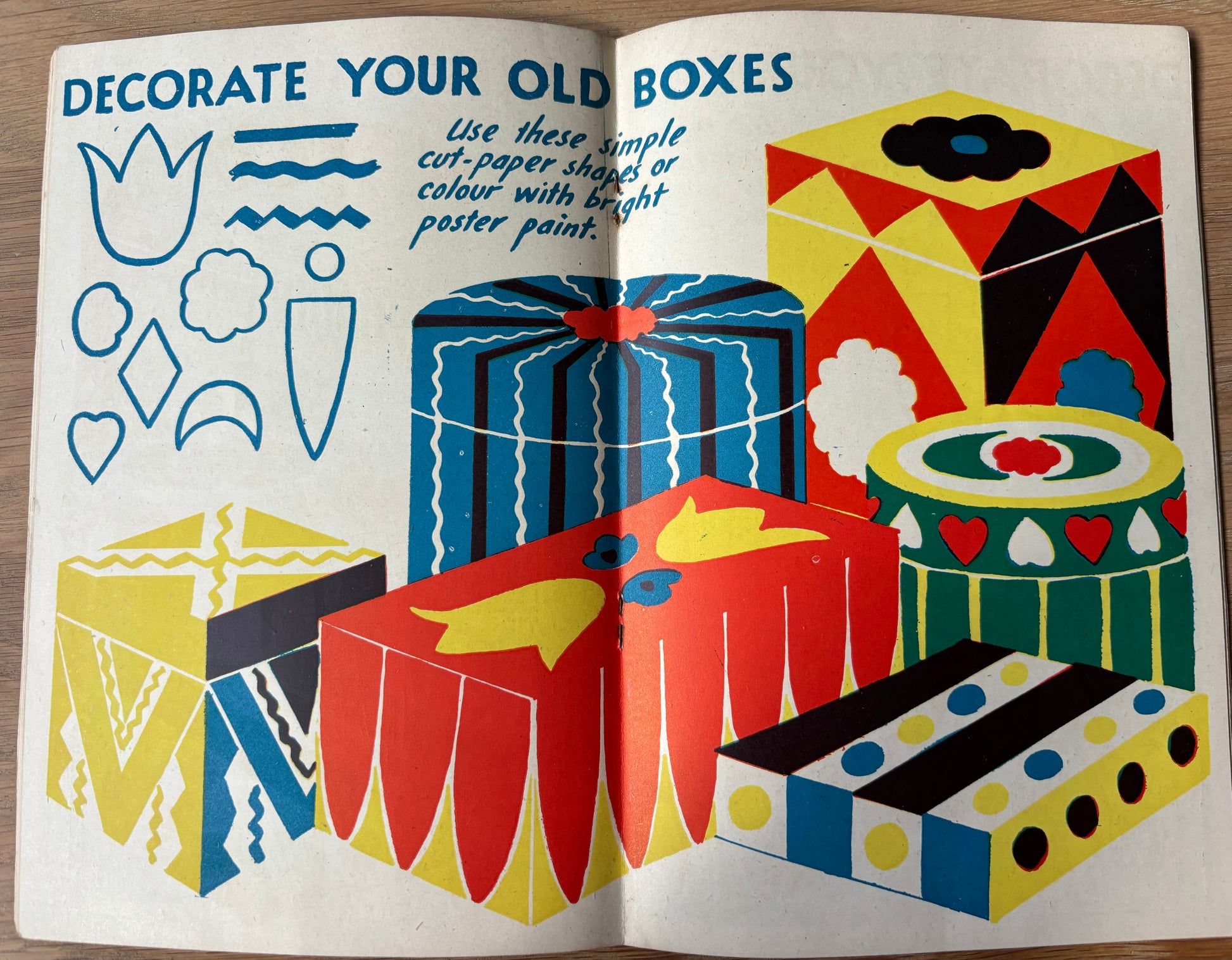 1951 ART AND CRAFT Decorating Boxes MAGAZINE CHILD EDUCATION May - transpontinebooks