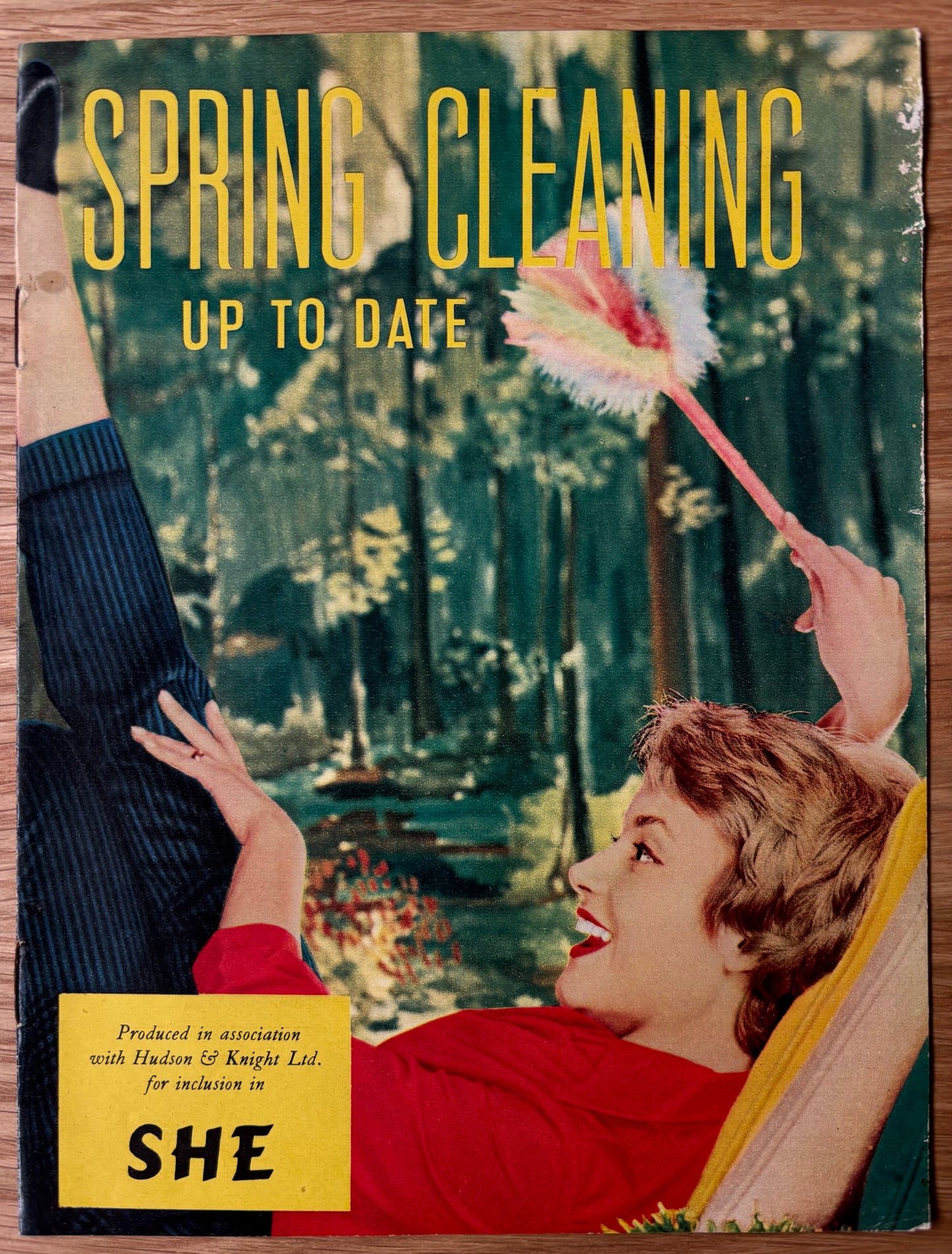 1950’s SPRING CLEANING UP TO DATE OMO VIM BOOKLET