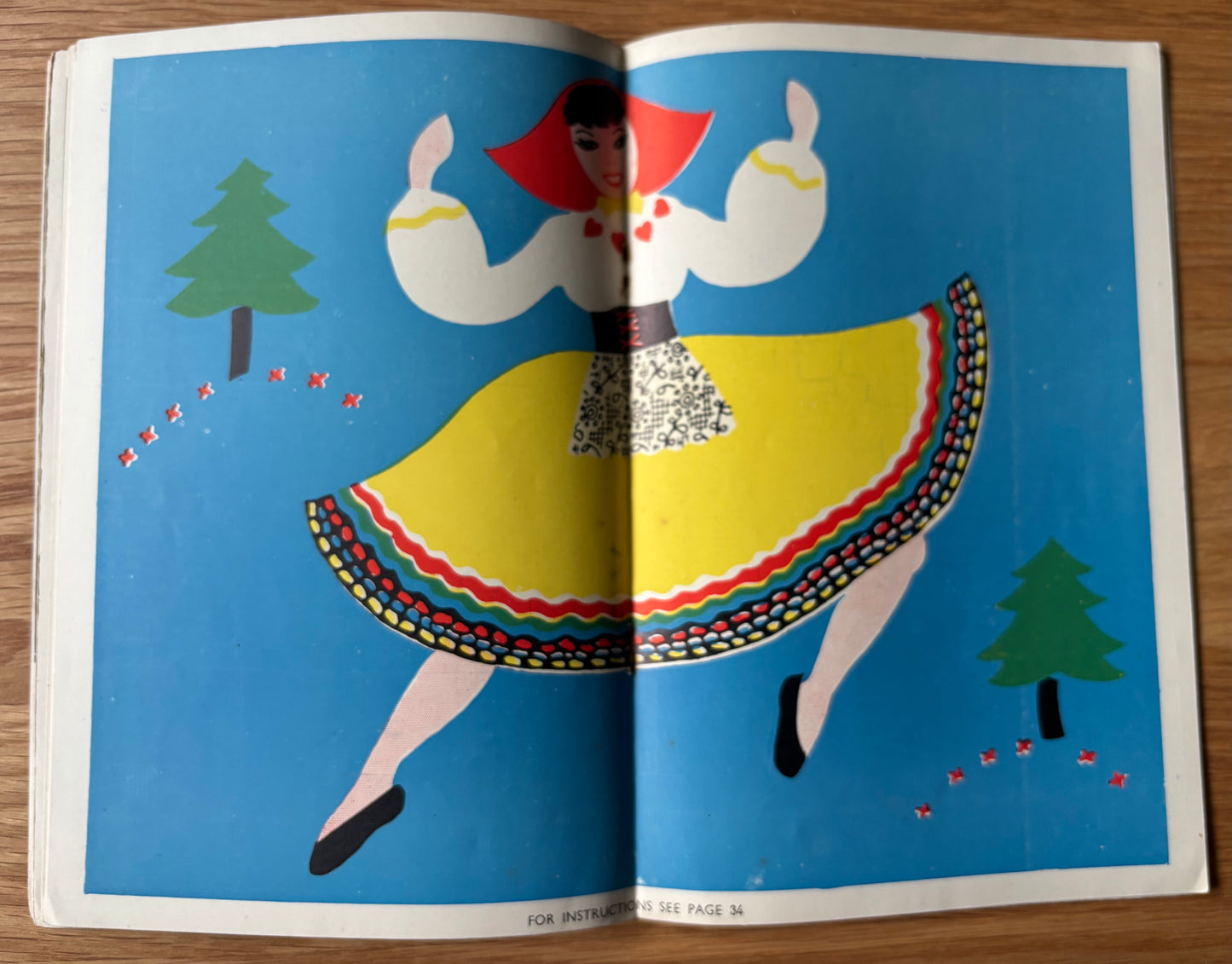 1950 ART AND CRAFT MAGAZINE Fabric Toys CHILD EDUCATION Wedge Shoes