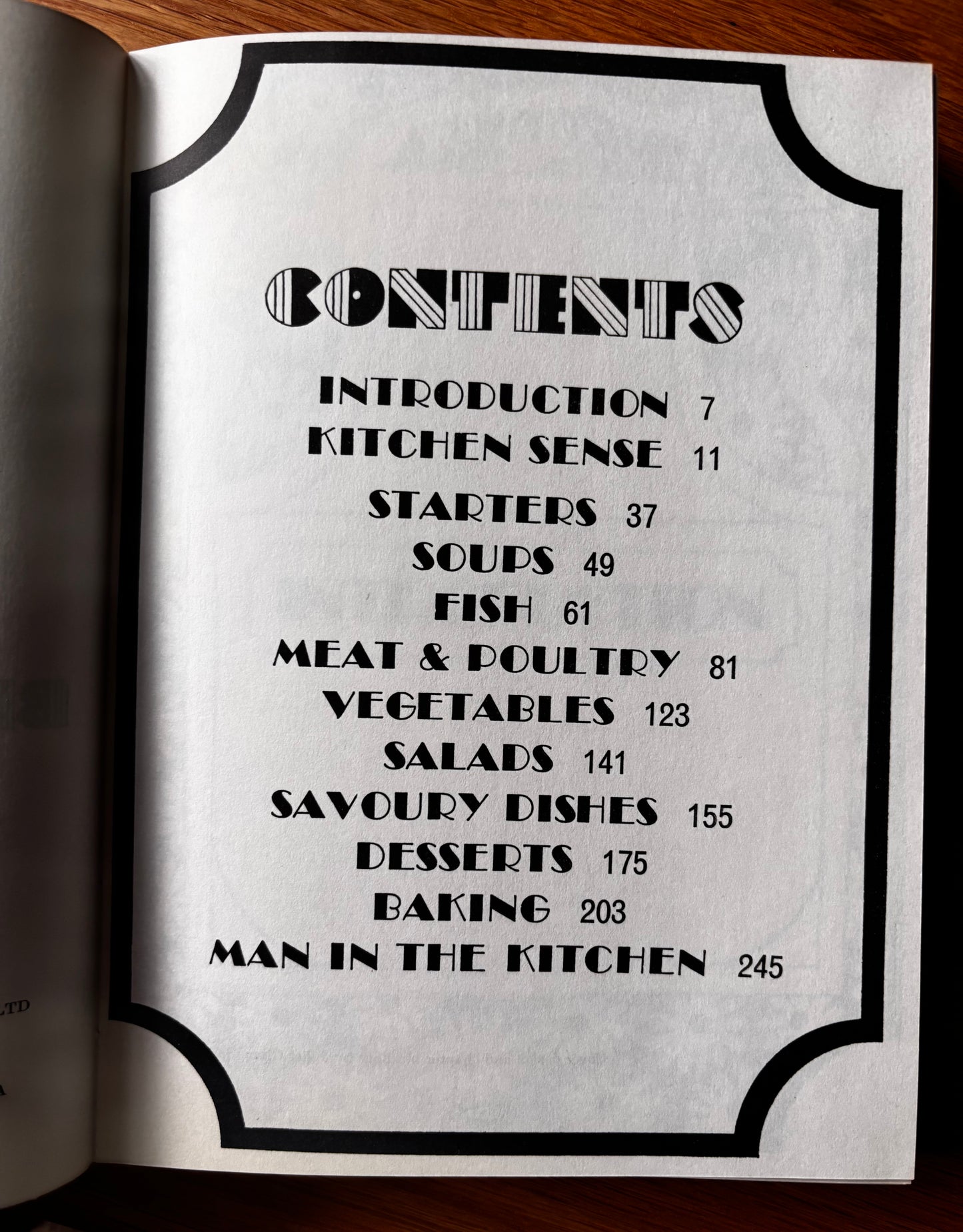 60’s Juliet Glynn Smith BRIDES COOK BOOK Mary Berry 1969 Conde Nast RECIPES Illustrated