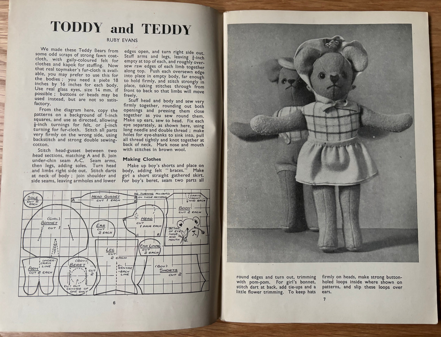 ART AND CRAFT MAGAZINE November 1950 CHILD EDUCATION Christmas