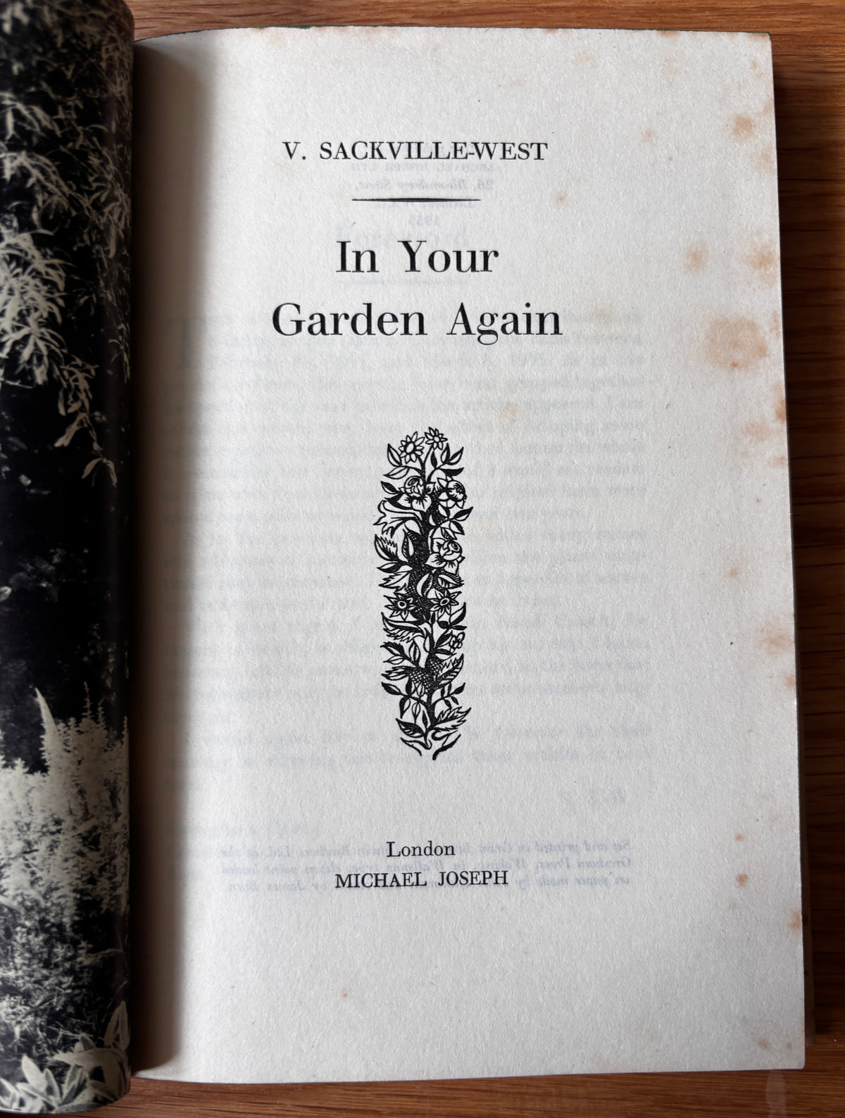 Vita Sackville West 1st Ed IN YOUR GARDEN AGAIN 1953 DJ Michael Joseph