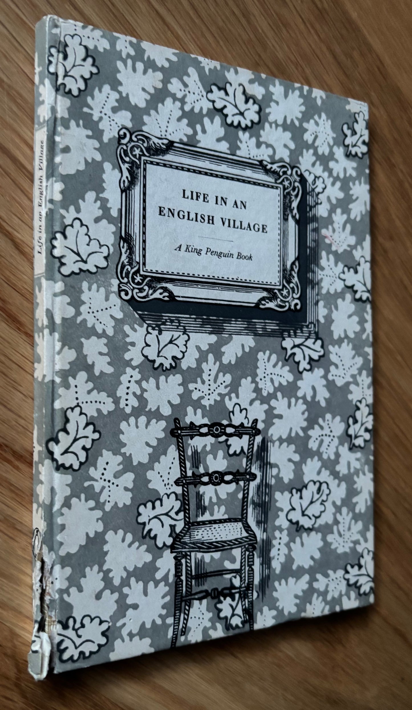 Edward Bawden LIFE IN AN ENGLISH VILLAGE King Penguin 1949 16 PLATES ART K51