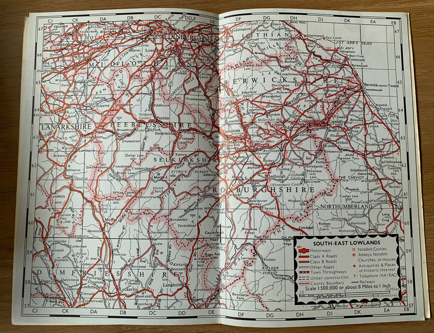 Julian Trevelyan SOUTH EAST LOWLANDS SCOTLAND SHILLING GUIDE 1963 - transpontinebooks